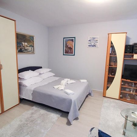 Apartman Alka Apartment Sinj Bagian luar foto