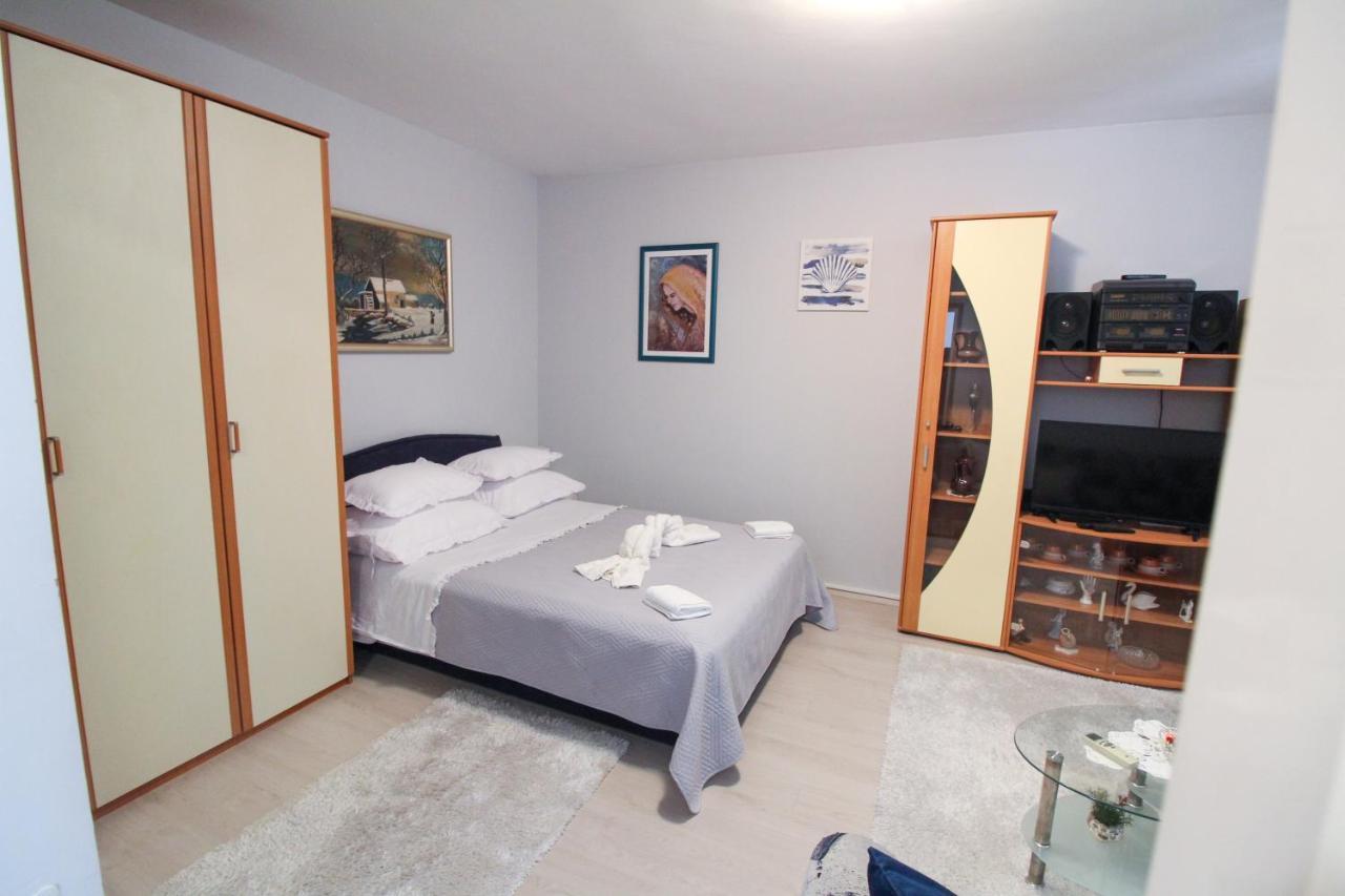 Apartman Alka Apartment Sinj Bagian luar foto