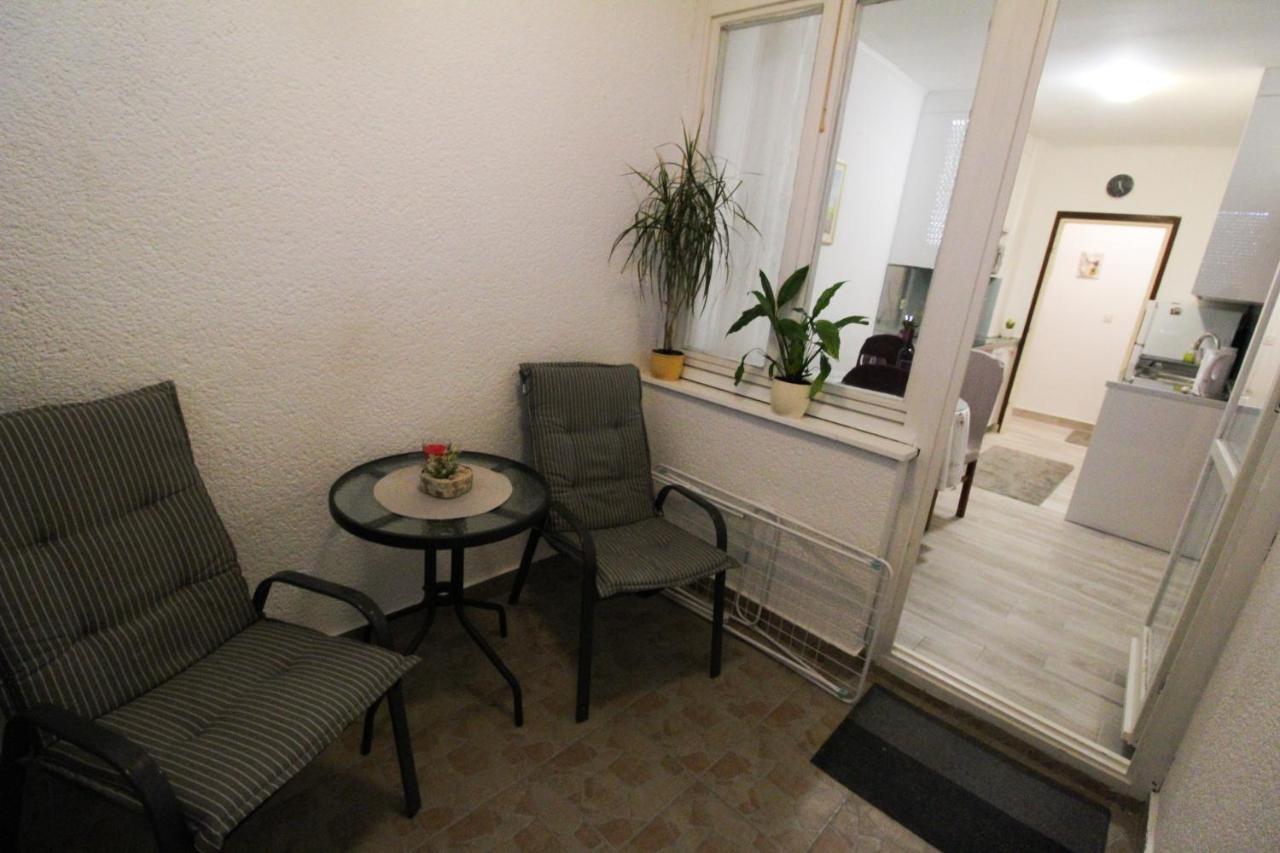 Apartman Alka Apartment Sinj Bagian luar foto